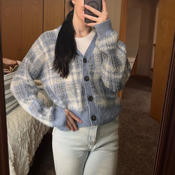 cupcakes & cashmere Sweaters - Cupcakes & Cashmere Plaid Cardigan Sweater